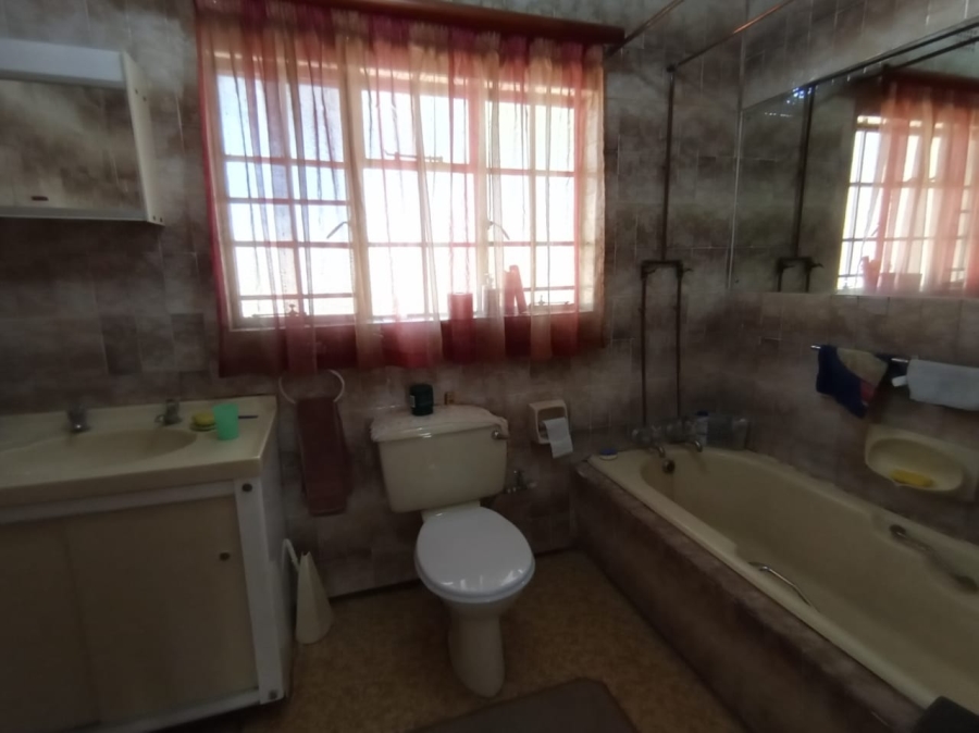 4 Bedroom Property for Sale in Vredefort Free State